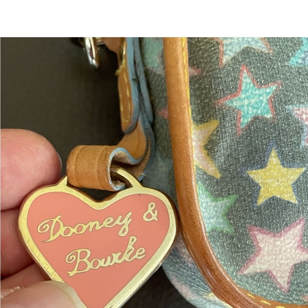 Dooney n Bourke mini wristlet - Picture 4 of 5